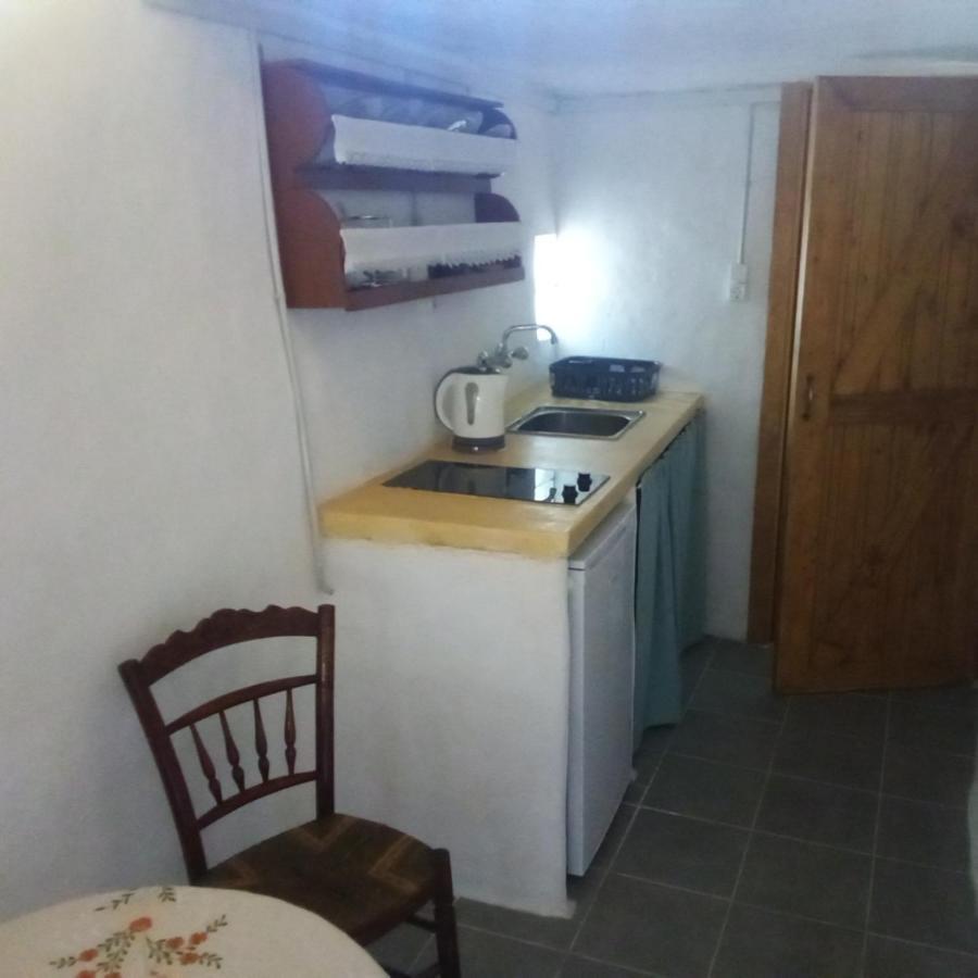 Venduri House Hotel Peran Triovasalos Екстериор снимка